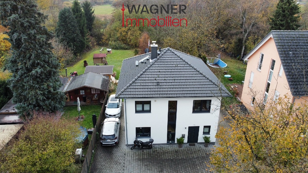 Haus und Grundstück